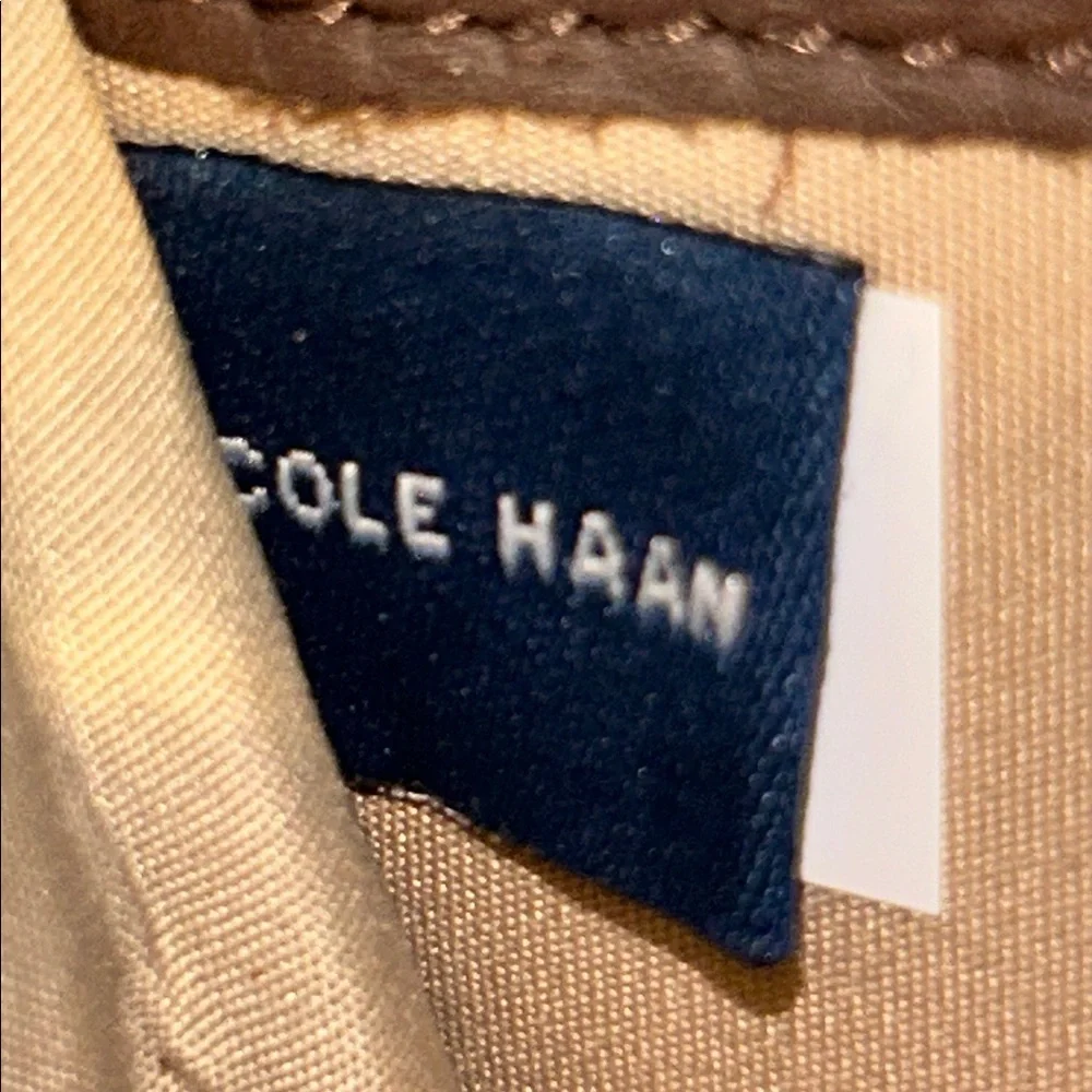 NWOT Cole Haan Aveline brown leather zip wristlet